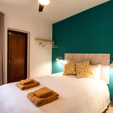 Quinta Do Paraiso - Bed&shower ゲストハウス 3*